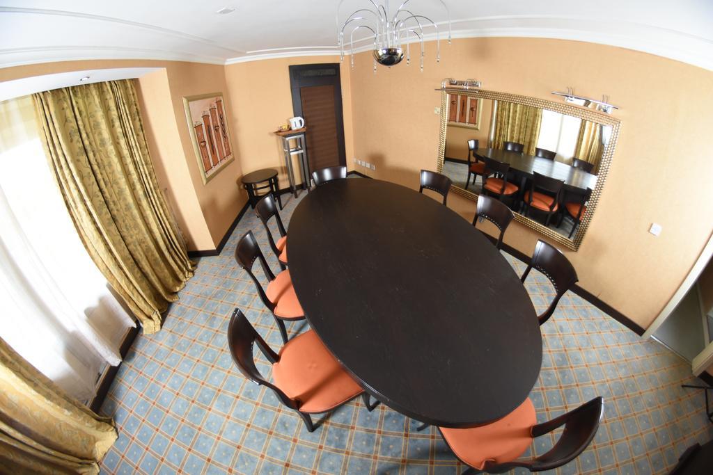 Nicon Luxury Abuja Hotel Buitenkant foto