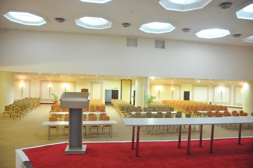 Nicon Luxury Abuja Hotel Buitenkant foto